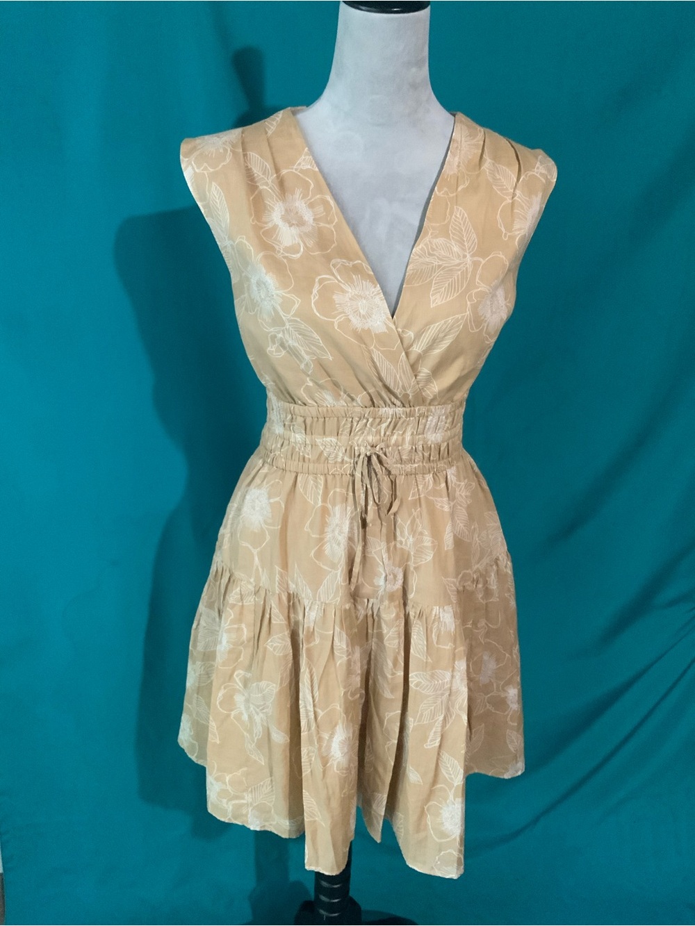 Tommy Hilfiger Cream Floral V-Neck Sleeveless Dress